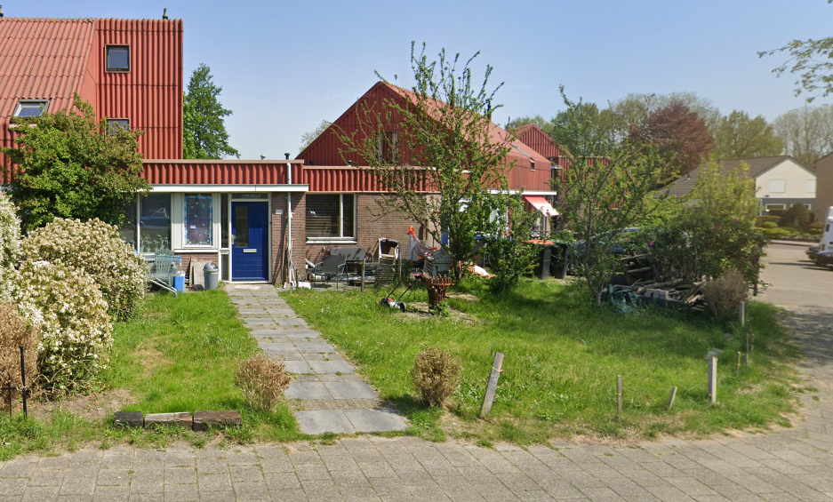Terraced house for rent: Het Erf 35, De Baan Biddinghuizen